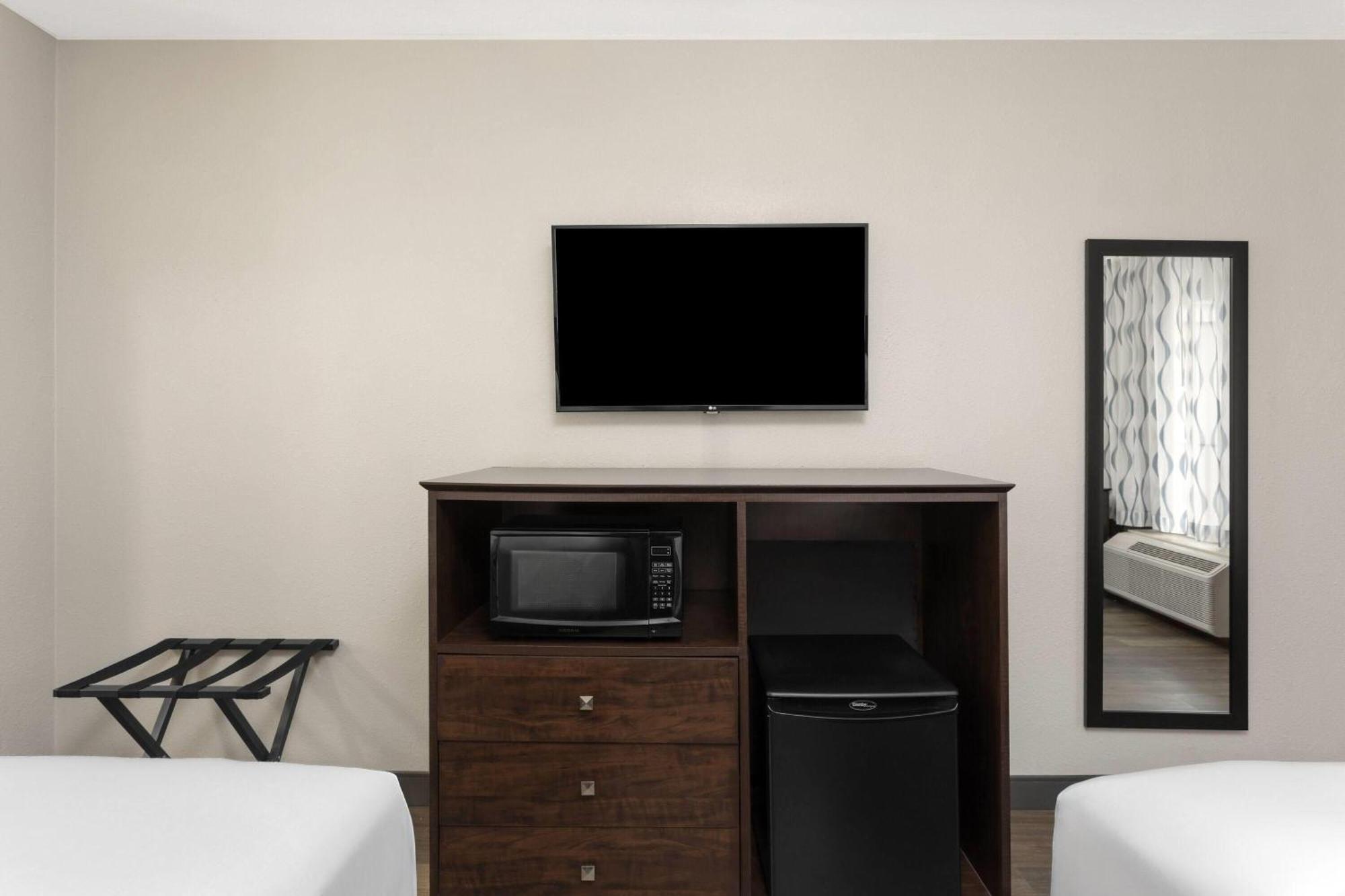 Hotel Days By Wyndham Orlando Conv. Center/international Dr 2*