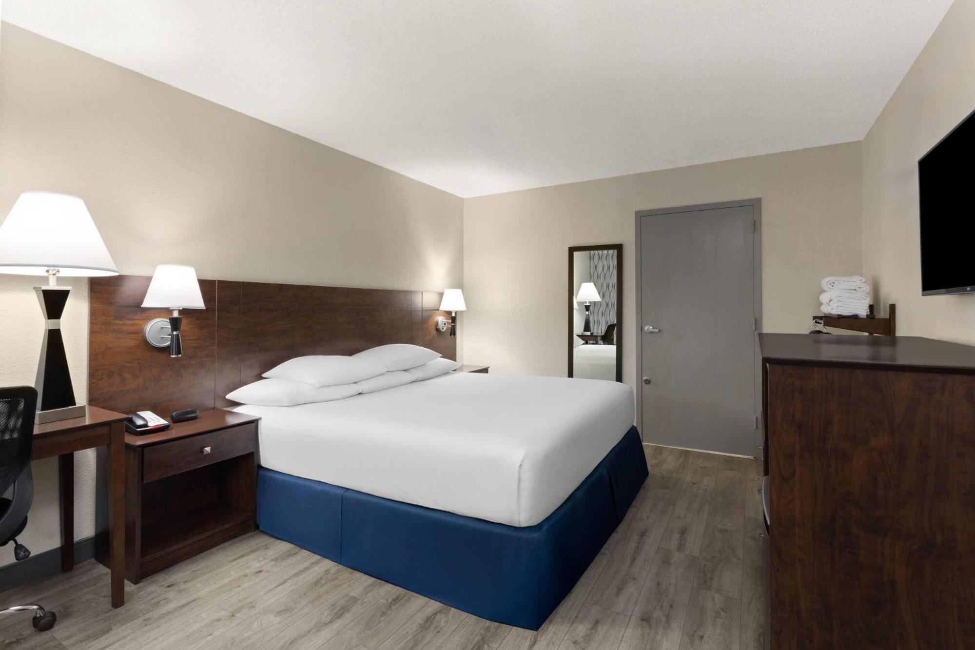 Days By Wyndham Orlando Conv. Center/international Dr 2* Williamsburg