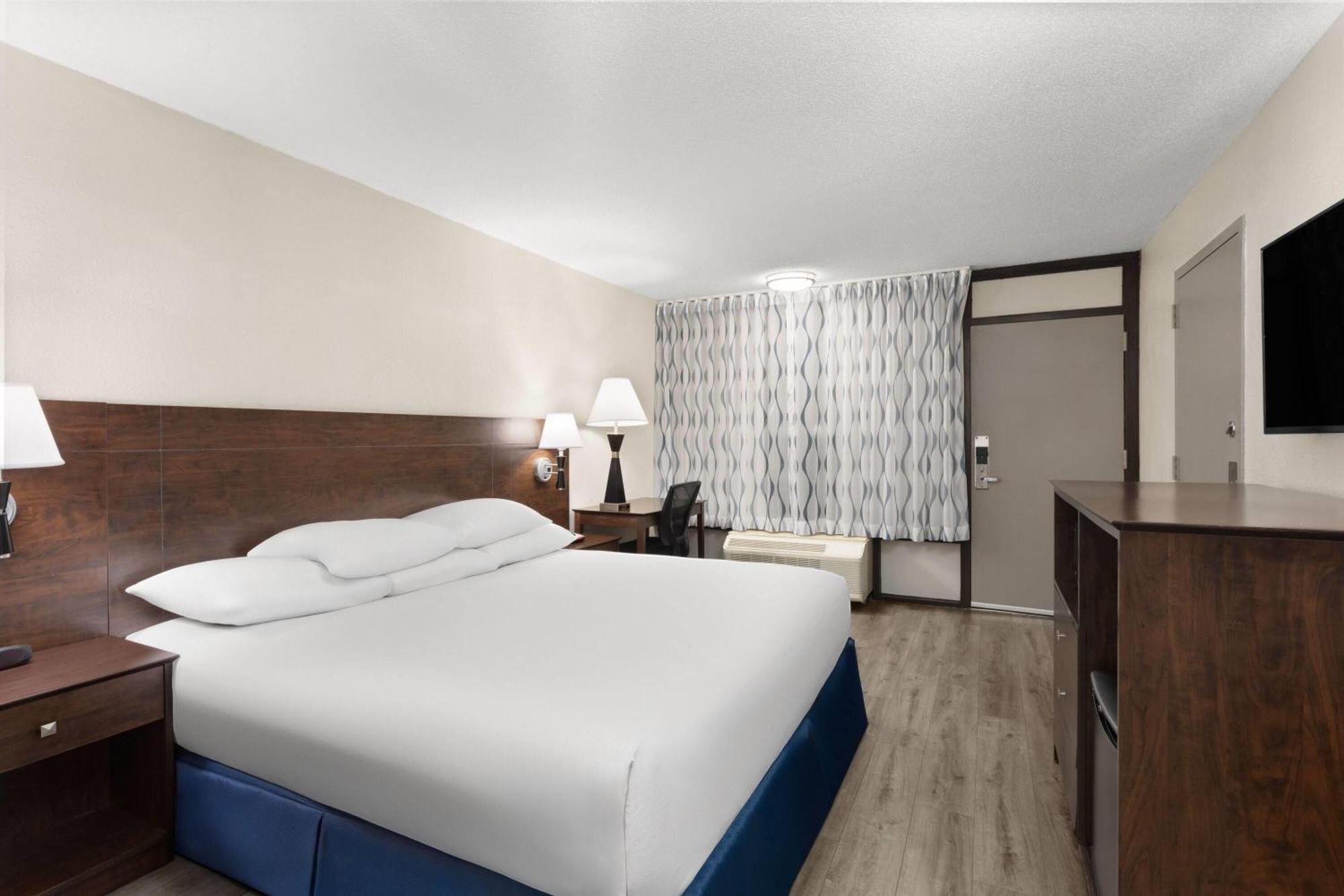 Hotel Days By Wyndham Orlando Conv. Center/international Dr Williamsburg