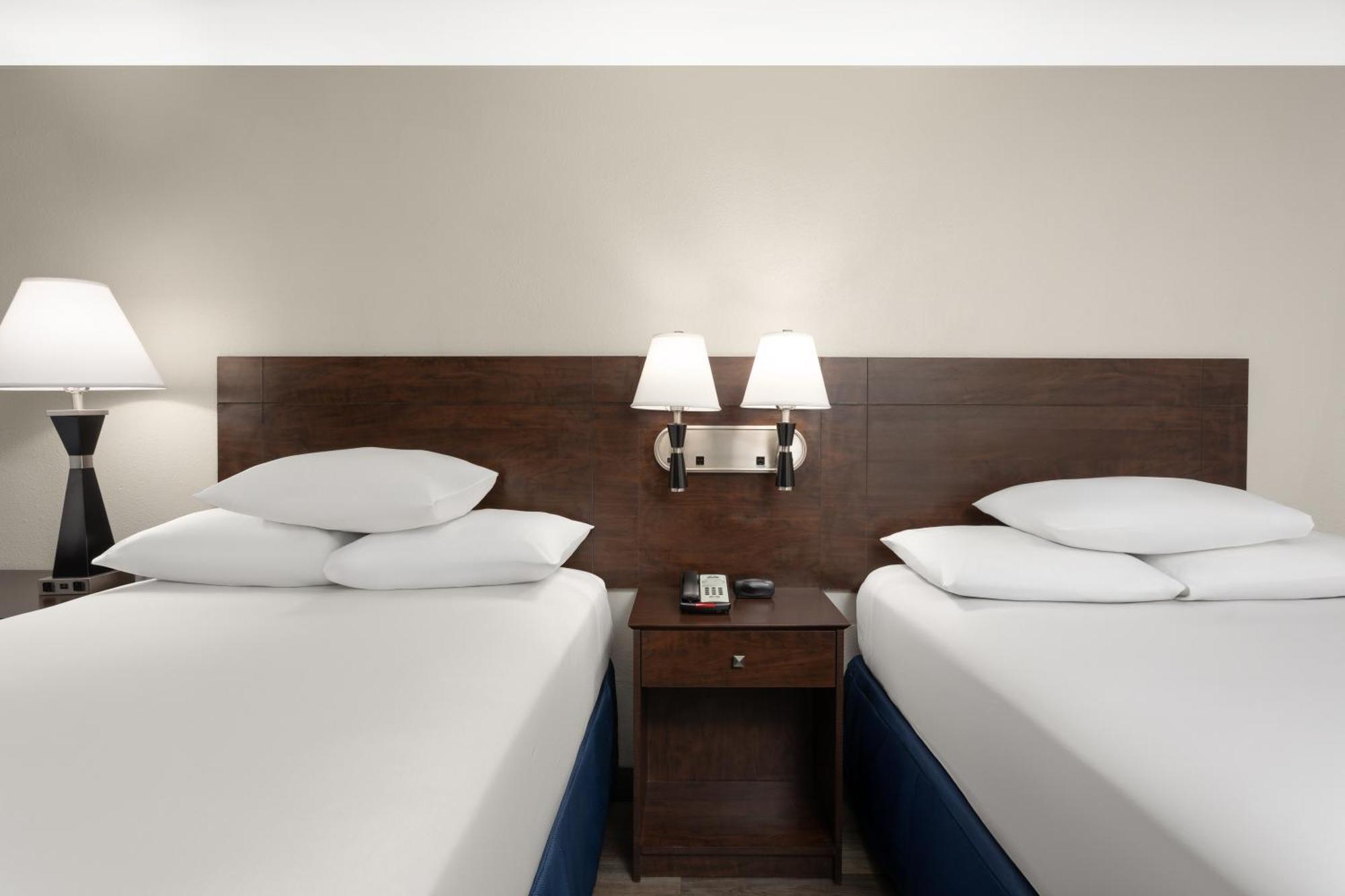Days By Wyndham Orlando Conv. Center/international Dr Hotel Williamsburg