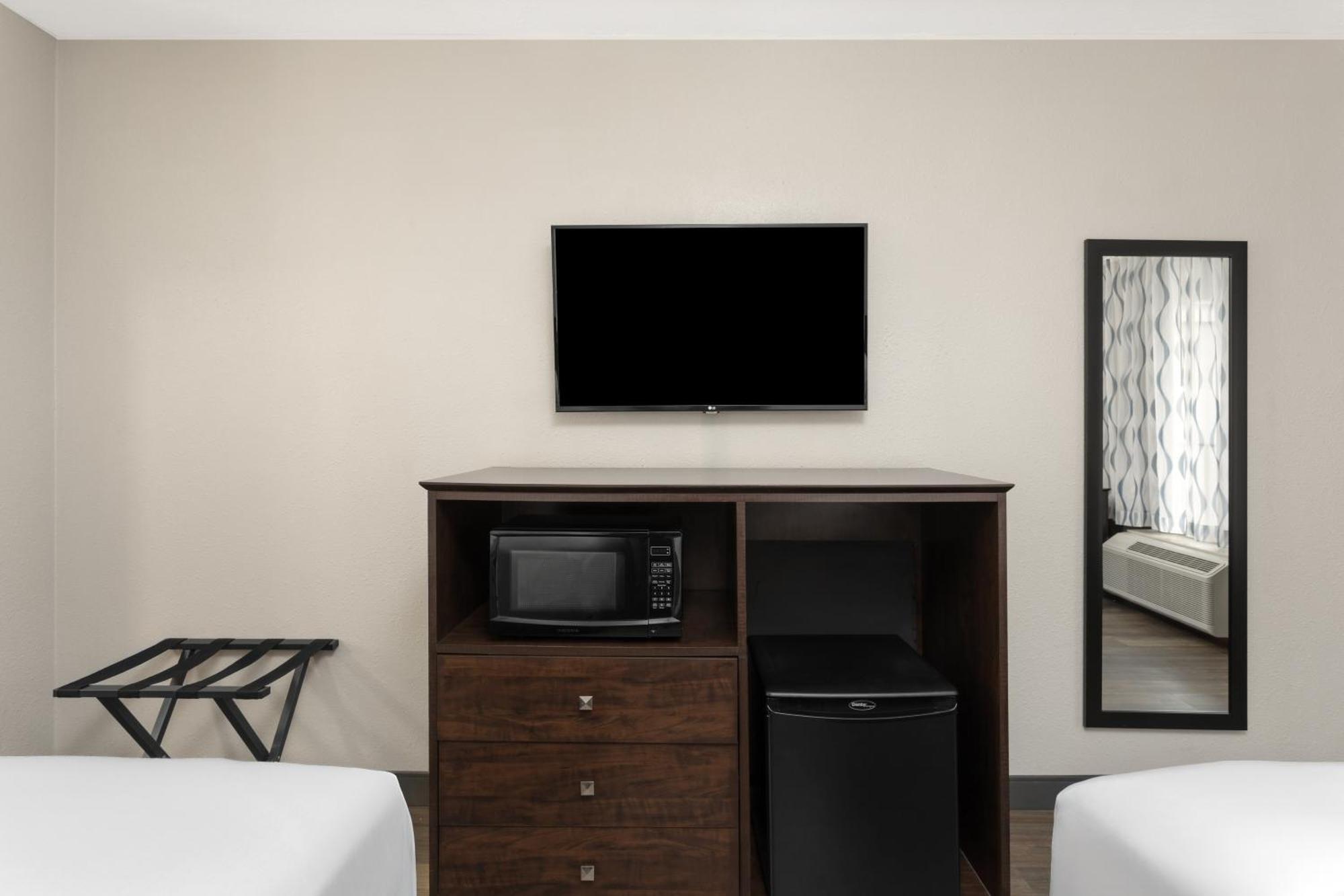 Days By Wyndham Orlando Conv. Center/international Dr Williamsburg